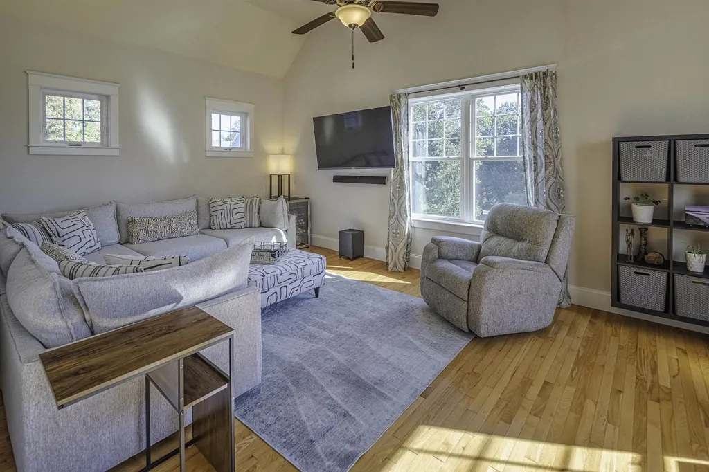 4 Shore Lane Dover NH 03820