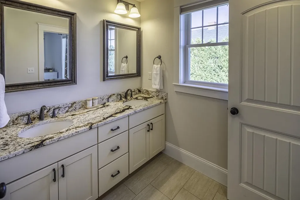 4 Shore Lane Dover NH 03820