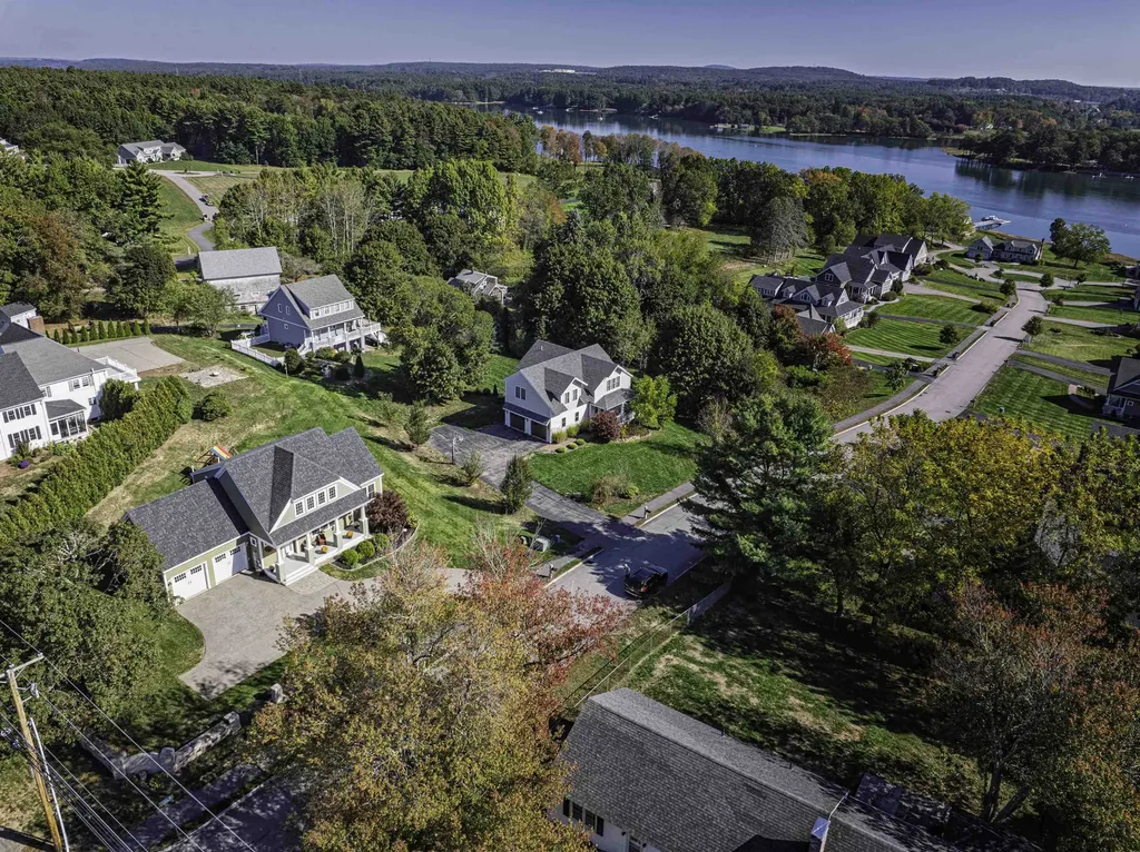 4 Shore Lane Dover NH 03820