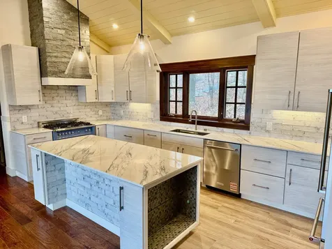 389 Upper Pinnacle Road Stowe VT 05672