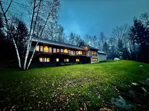 389 Upper Pinnacle Road Stowe VT 05672