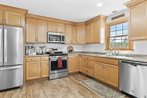 729 Presidential Highway Jefferson NH 03584