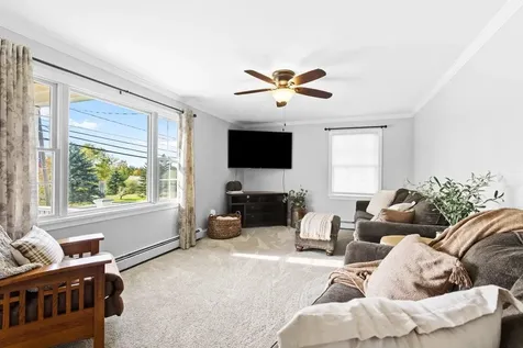 729 Presidential Highway Jefferson NH 03584