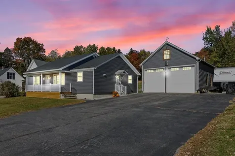 729 Presidential Highway Jefferson NH 03584