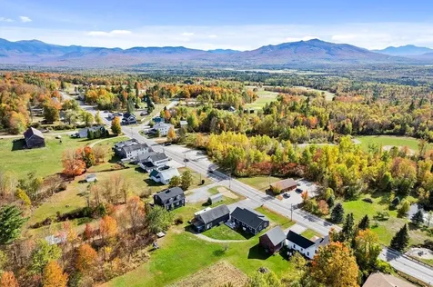 729 Presidential Highway Jefferson NH 03584