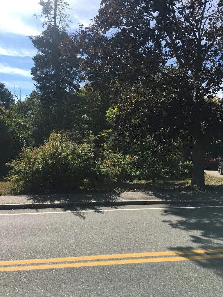 436 Elm Street Laconia NH 03246