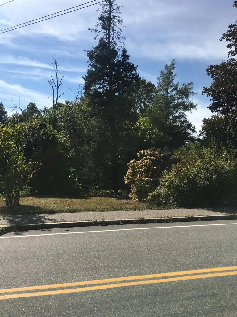 436 Elm Street Laconia NH 03246