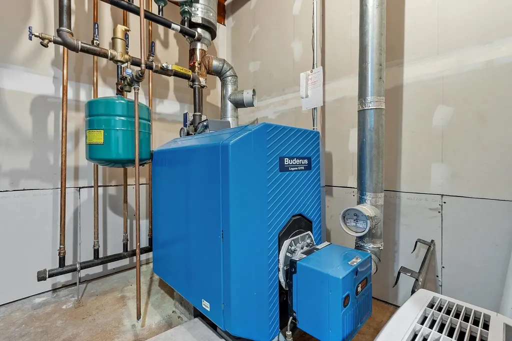 1 Pheasant Lane Portsmouth NH 03801