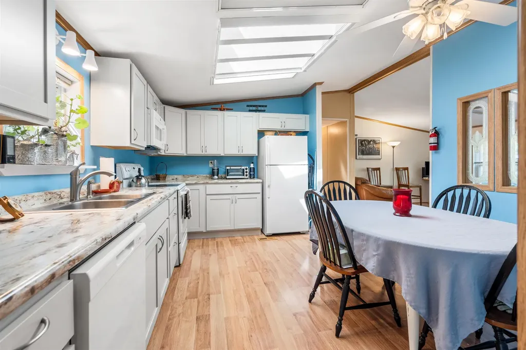 28 Great Brook Drive Belmont NH 03220-4403