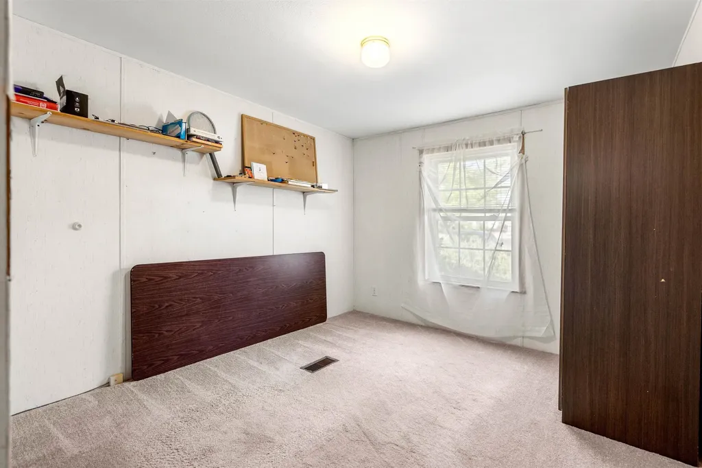 28 Great Brook Drive Belmont NH 03220-4403