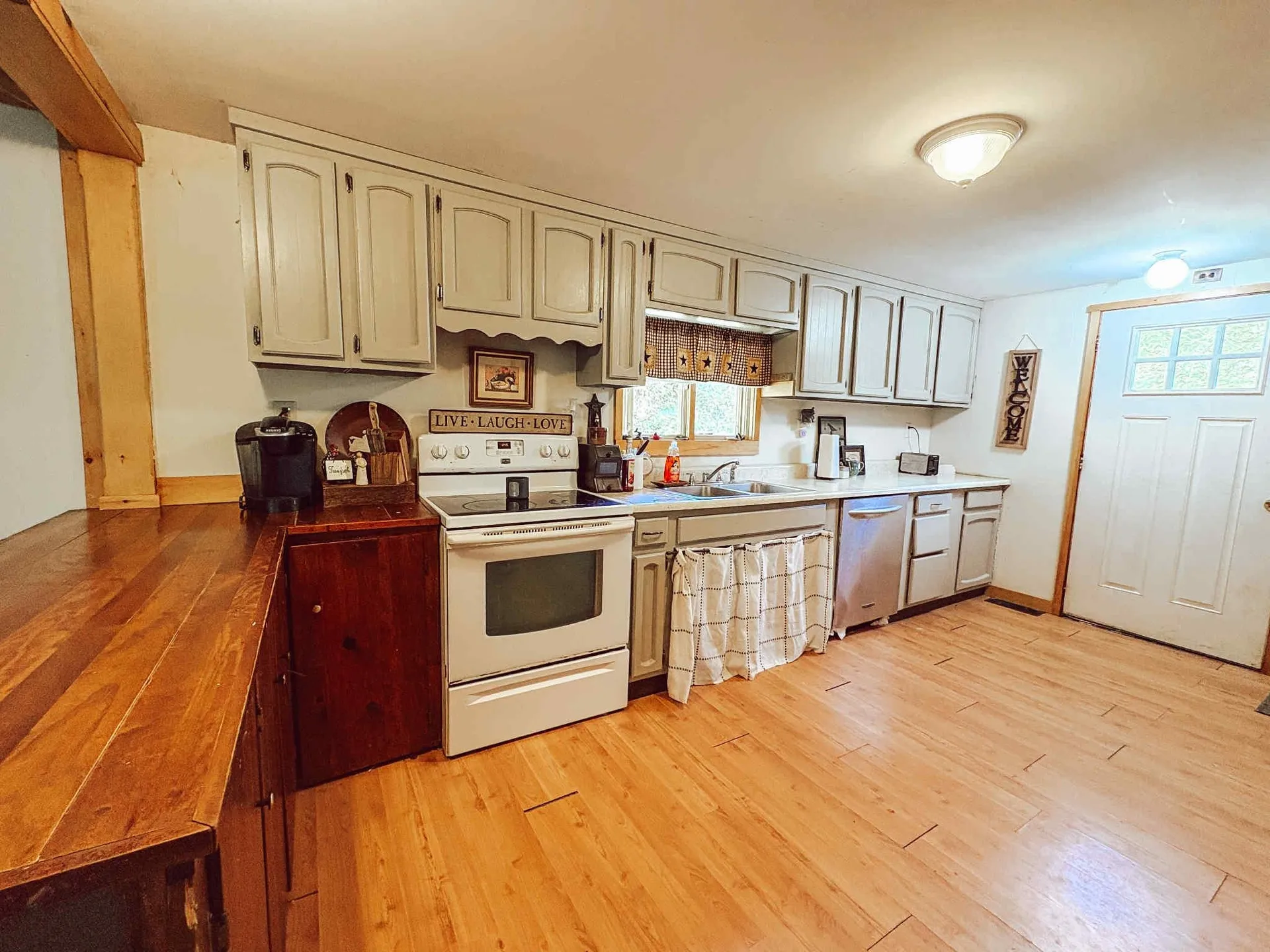 48 Legion Road Newfane VT 05345