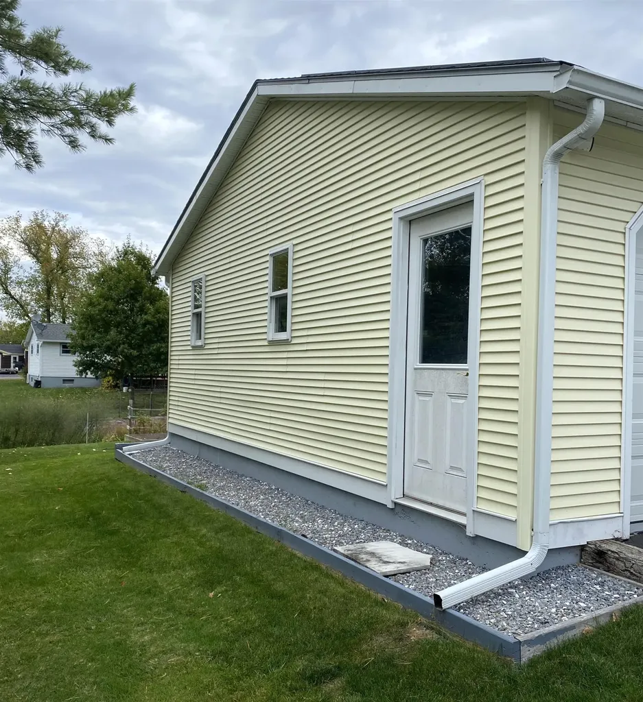 23 Brookside Drive Middlebury VT 05753