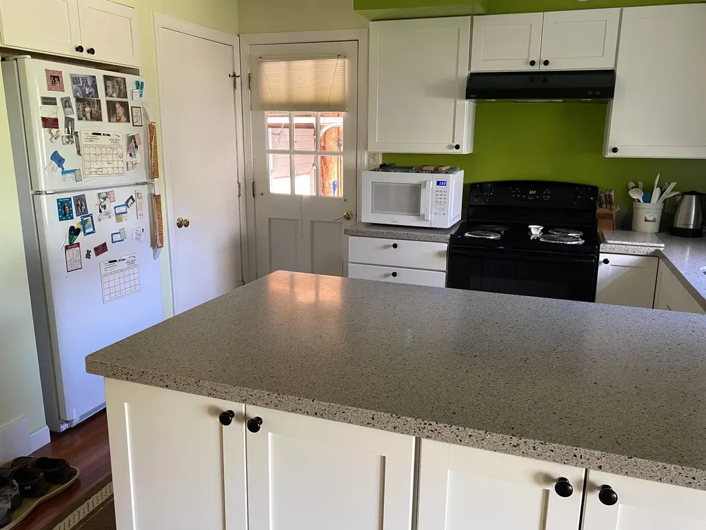 23 Brookside Drive Middlebury VT 05753