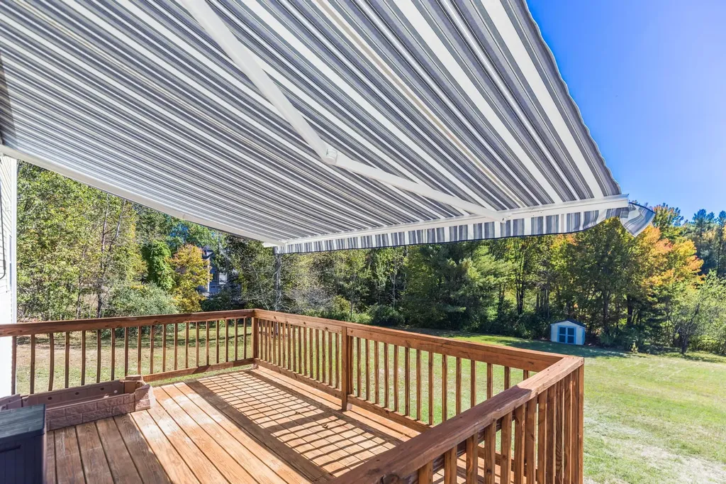 54 Cavil Mill Road Fremont NH 03044