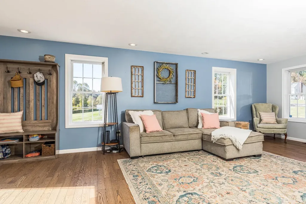 54 Cavil Mill Road Fremont NH 03044