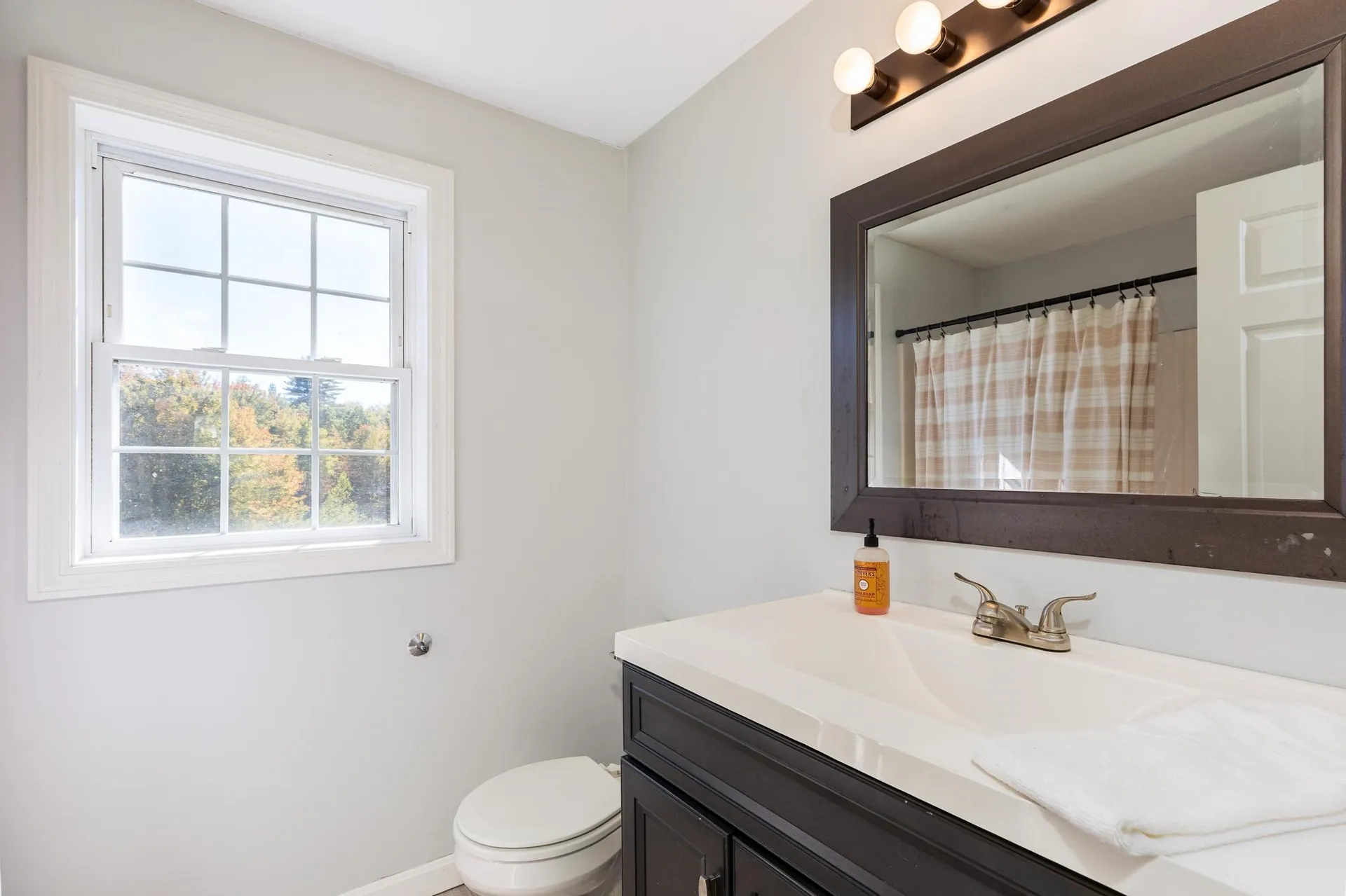 54 Cavil Mill Road Fremont NH 03044