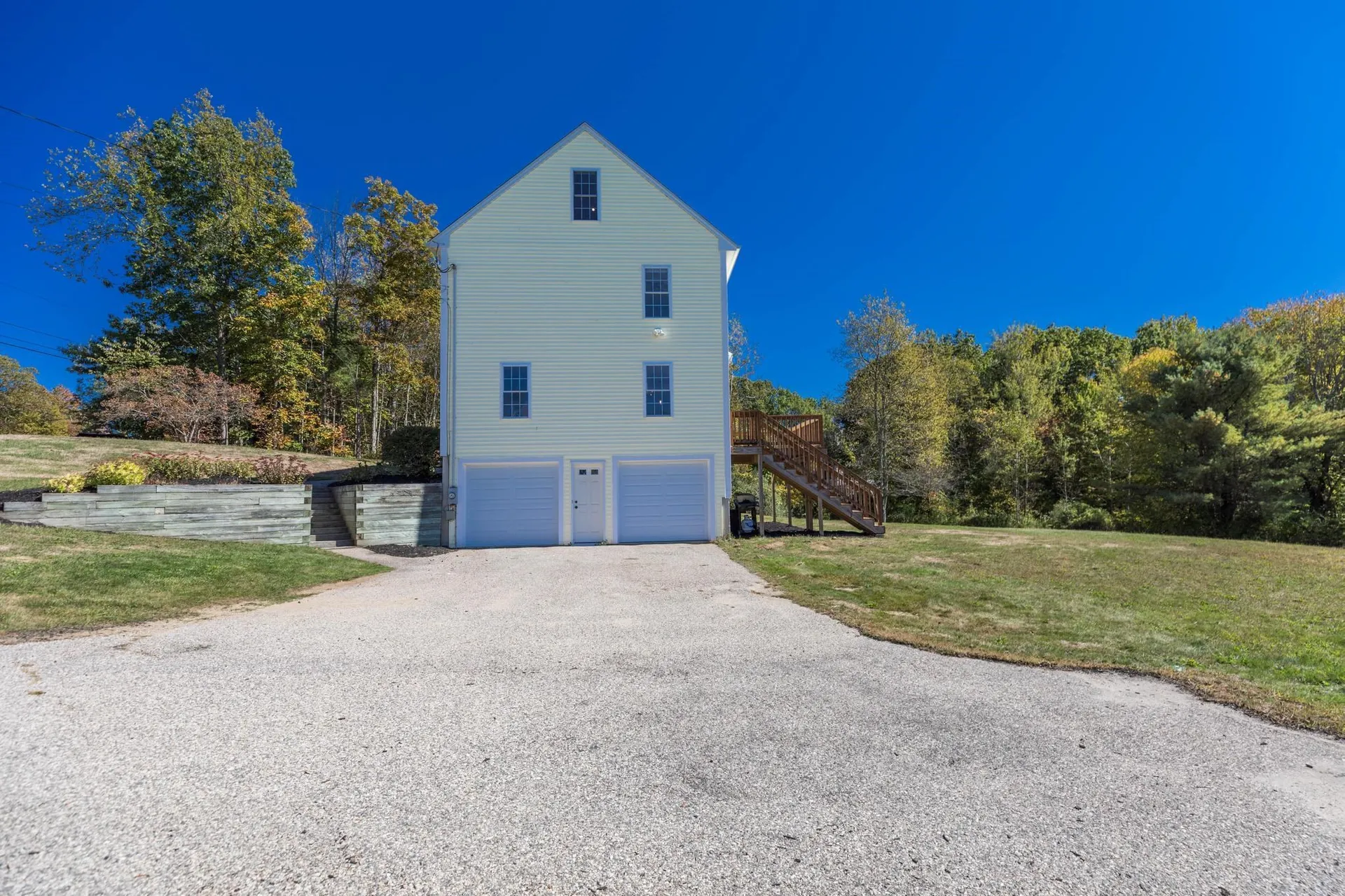 54 Cavil Mill Road Fremont NH 03044