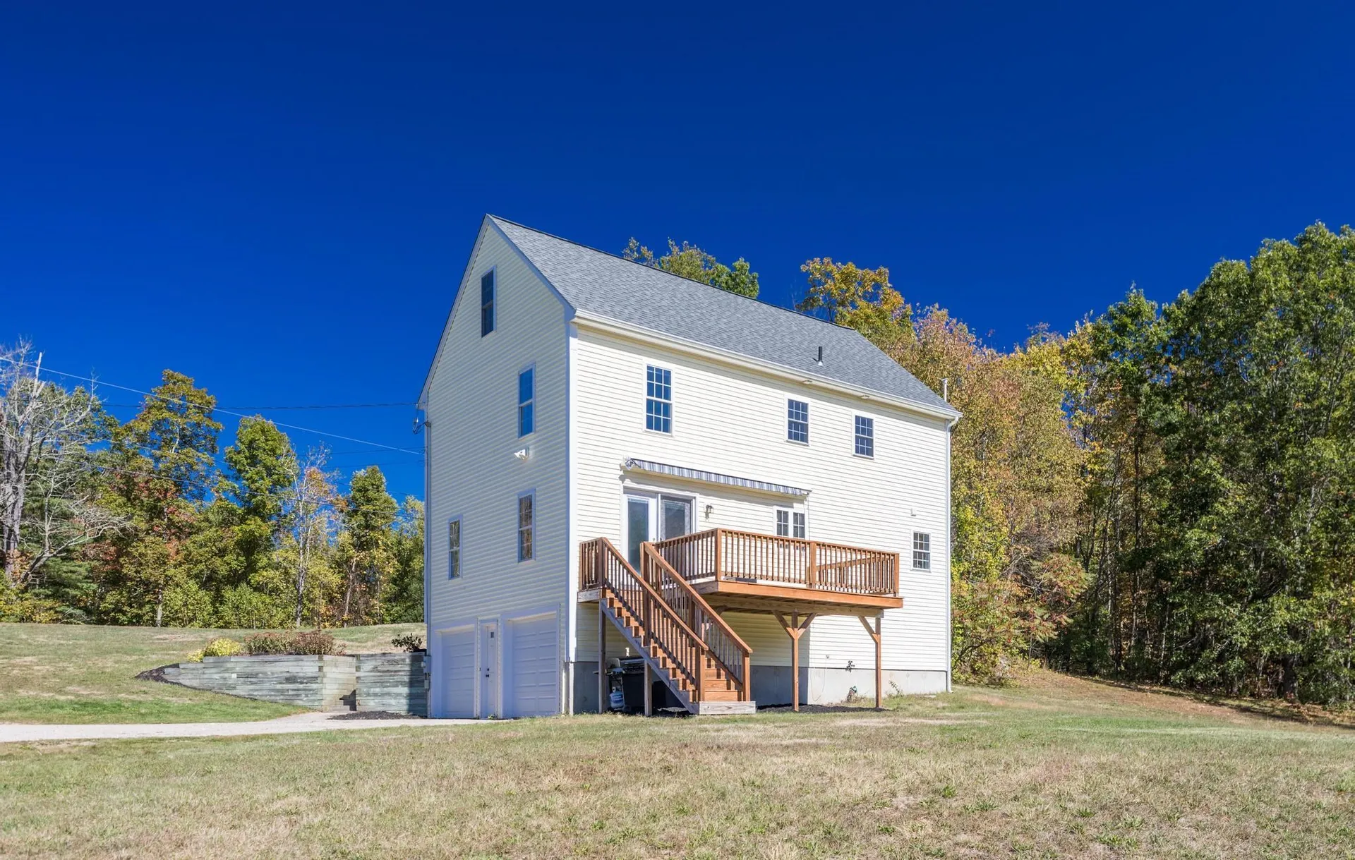 54 Cavil Mill Road Fremont NH 03044