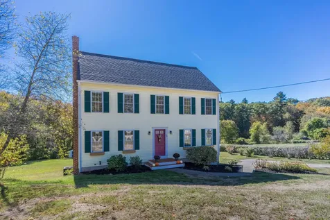 54 Cavil Mill Road Fremont NH 03044