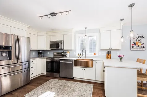 54 Cavil Mill Road Fremont NH 03044