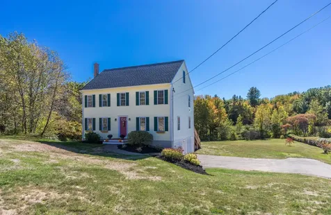 54 Cavil Mill Road Fremont NH 03044