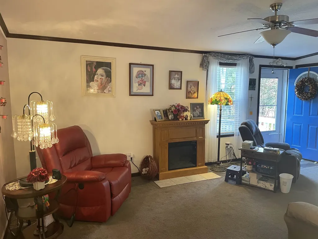 6 Mansfield Woods Way New Hampton NH 03256