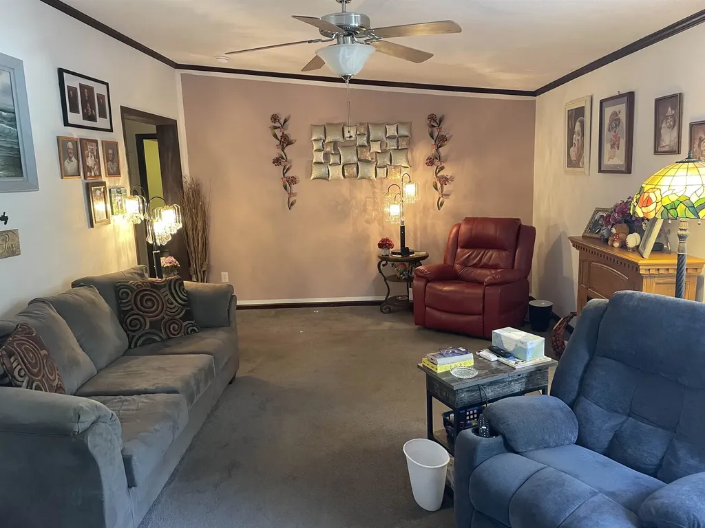 6 Mansfield Woods Way New Hampton NH 03256