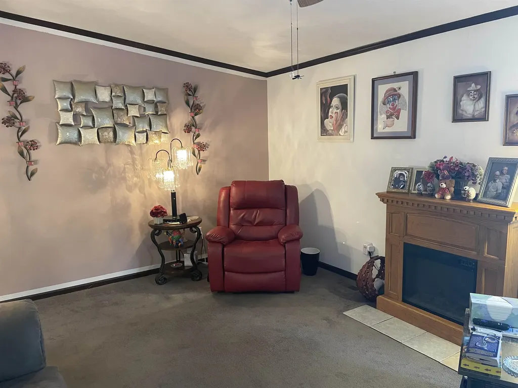 6 Mansfield Woods Way New Hampton NH 03256