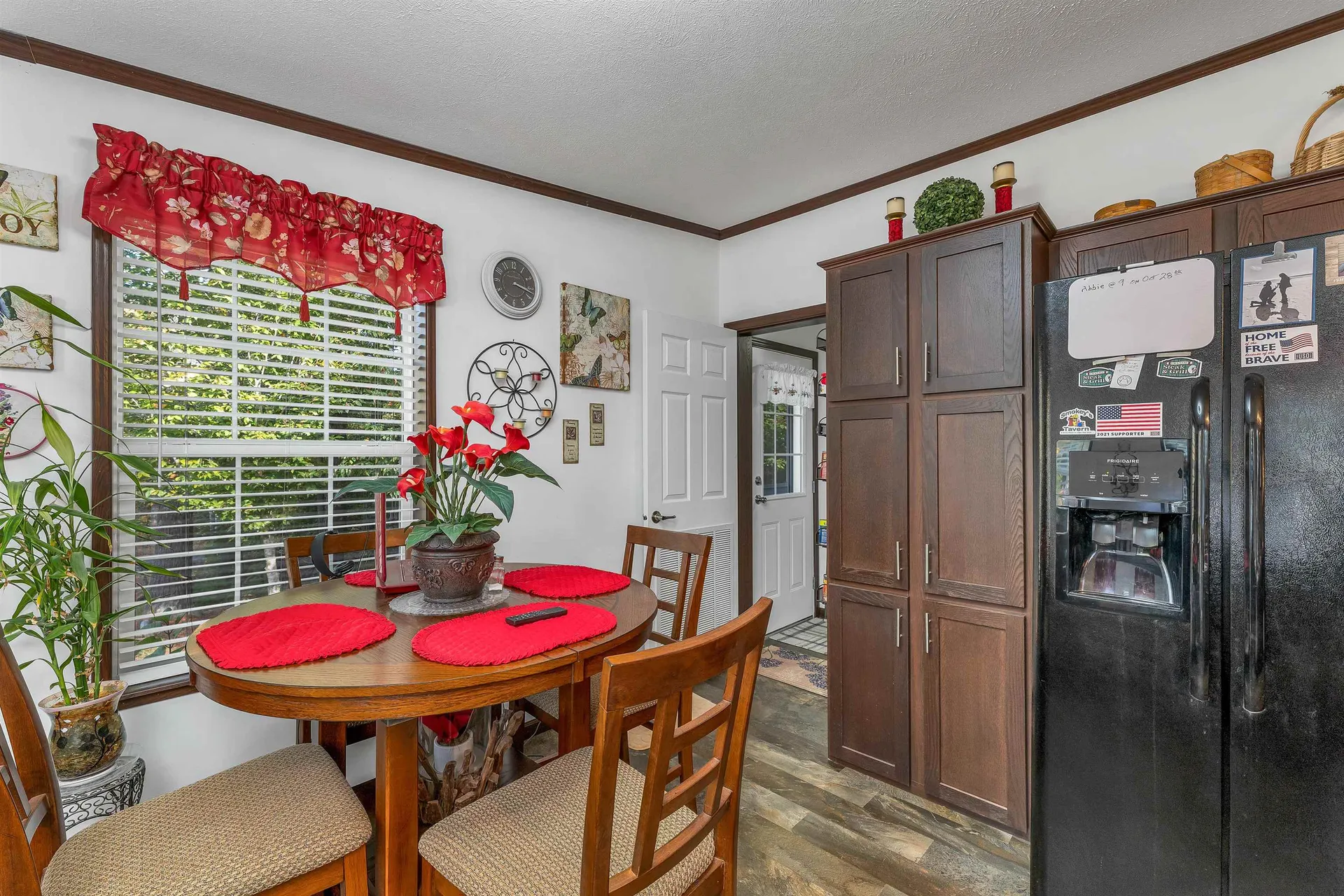 6 Mansfield Woods Way New Hampton NH 03256