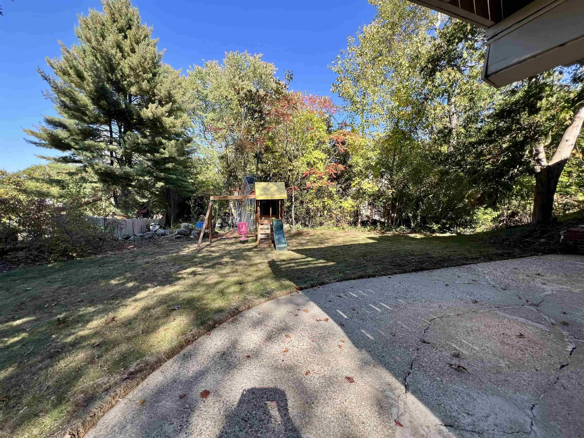 1060 Ray Street Manchester NH 03104