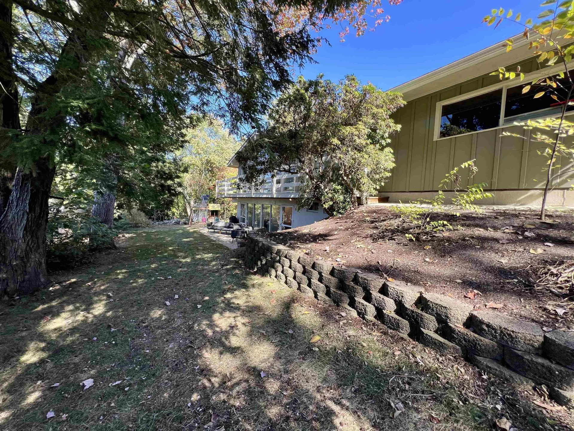 1060 Ray Street Manchester NH 03104