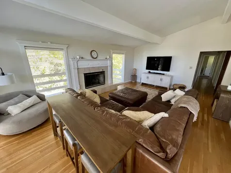 1060 Ray Street Manchester NH 03104