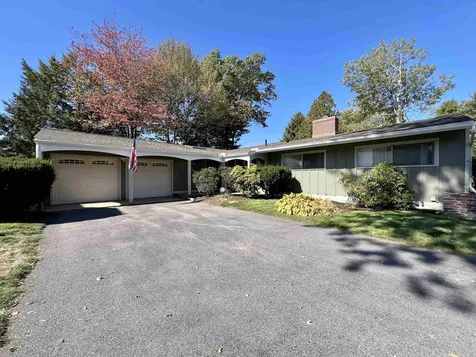 1060 Ray Street Manchester NH 03104