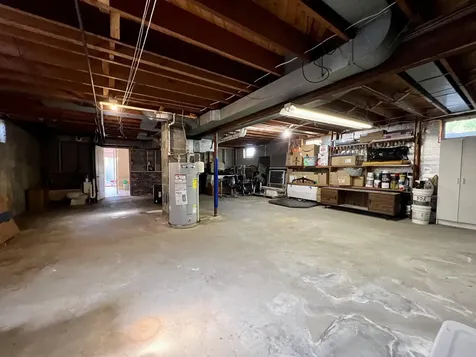 1060 Ray Street Manchester NH 03104