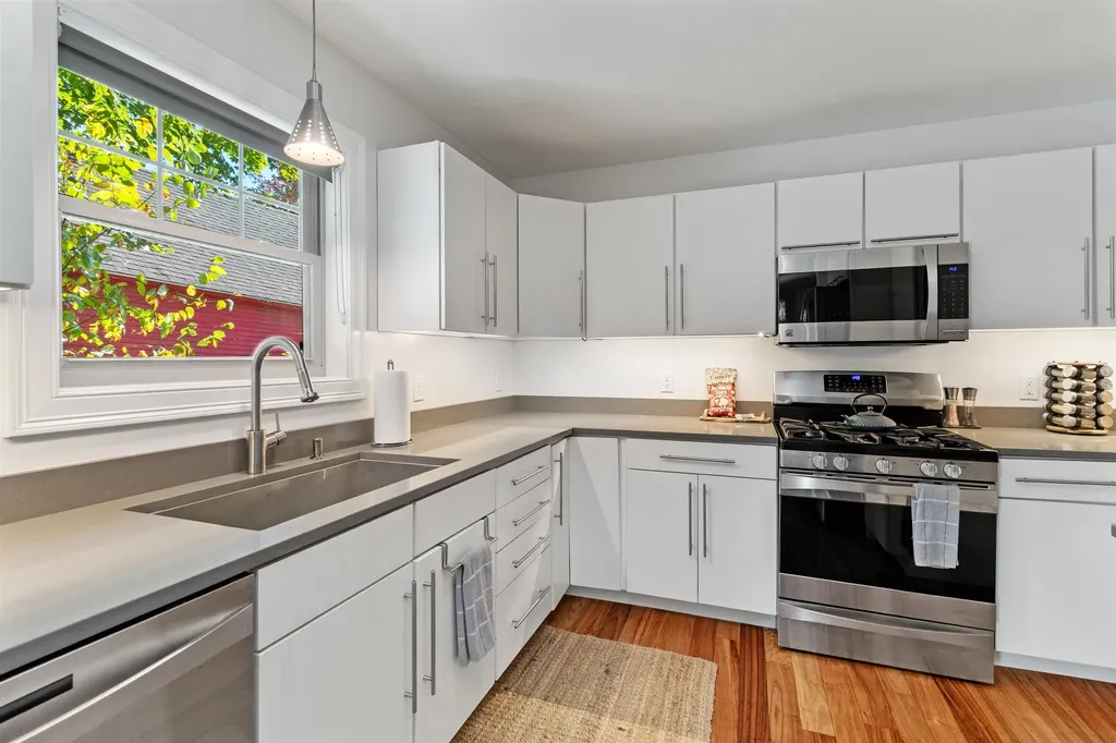 1 Sienna Lane Essex Junction VT 05452