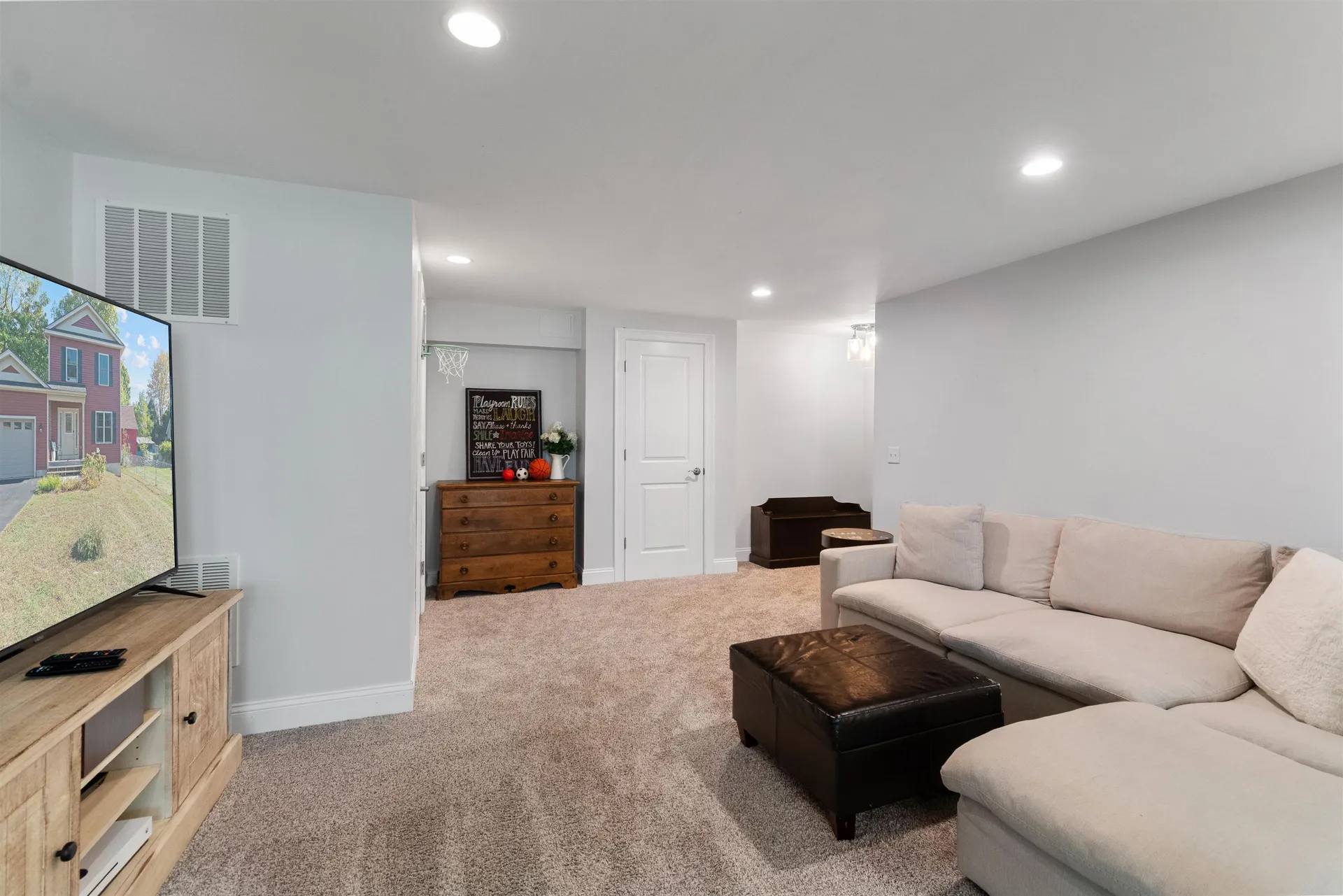 1 Sienna Lane Essex Junction VT 05452