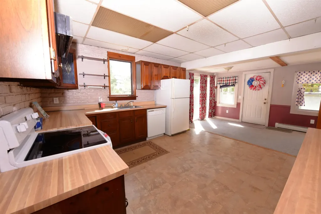 301 Redstone Street Conway NH 03860