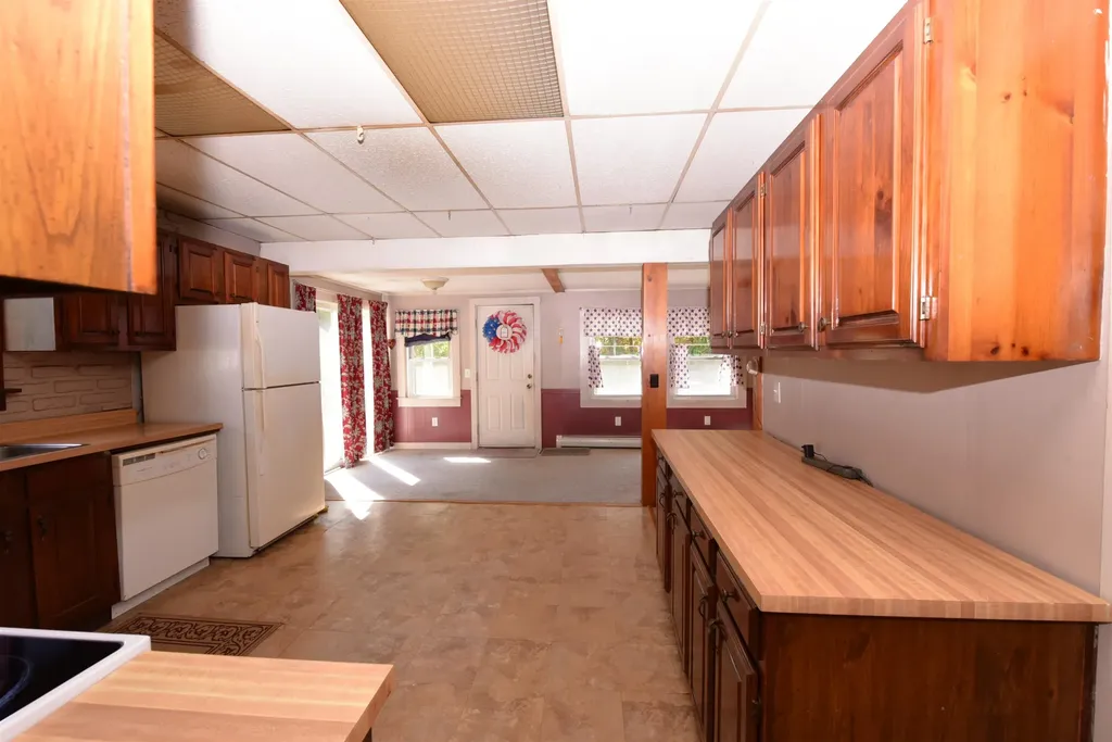 301 Redstone Street Conway NH 03860