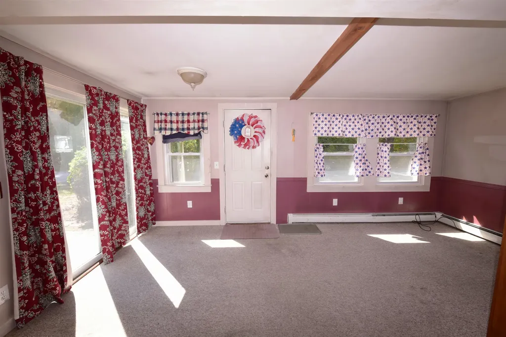 301 Redstone Street Conway NH 03860