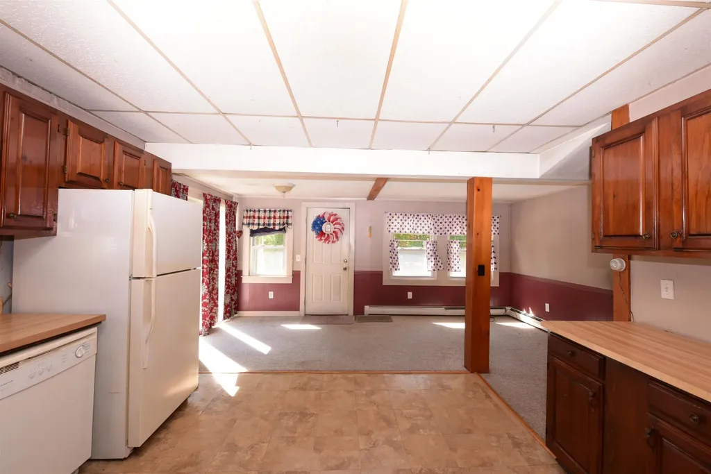 301 Redstone Street Conway NH 03860