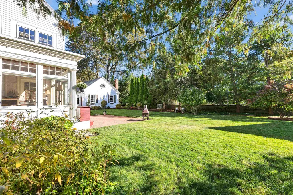 2143 Elm Street Manchester NH 03104