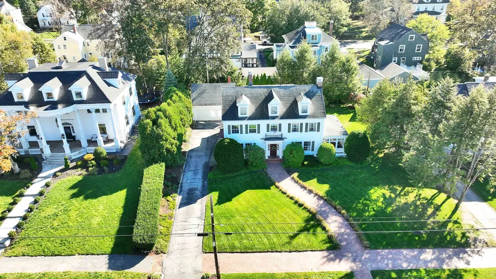 2143 Elm Street Manchester NH 03104