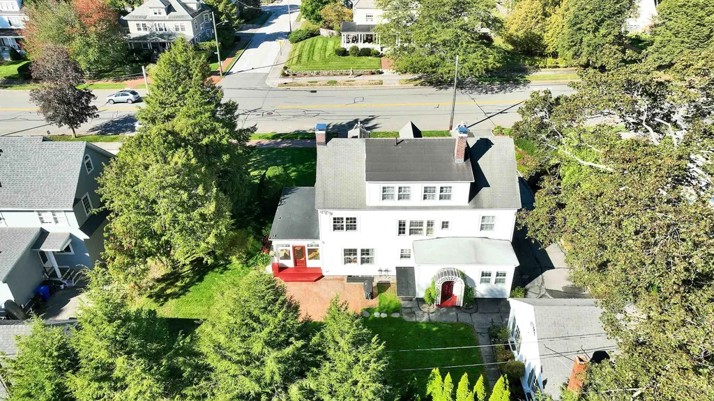 2143 Elm Street Manchester NH 03104