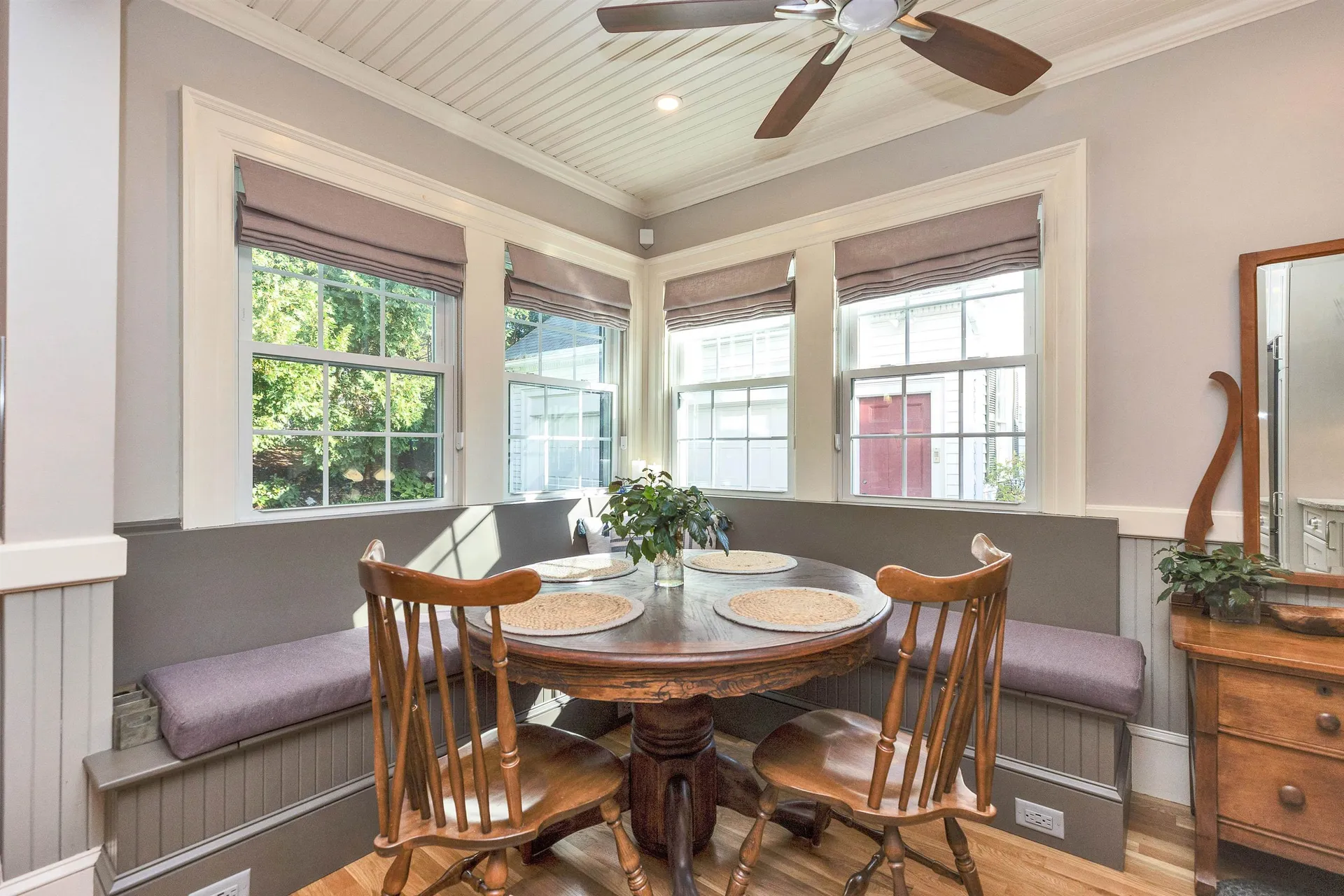 2143 Elm Street Manchester NH 03104