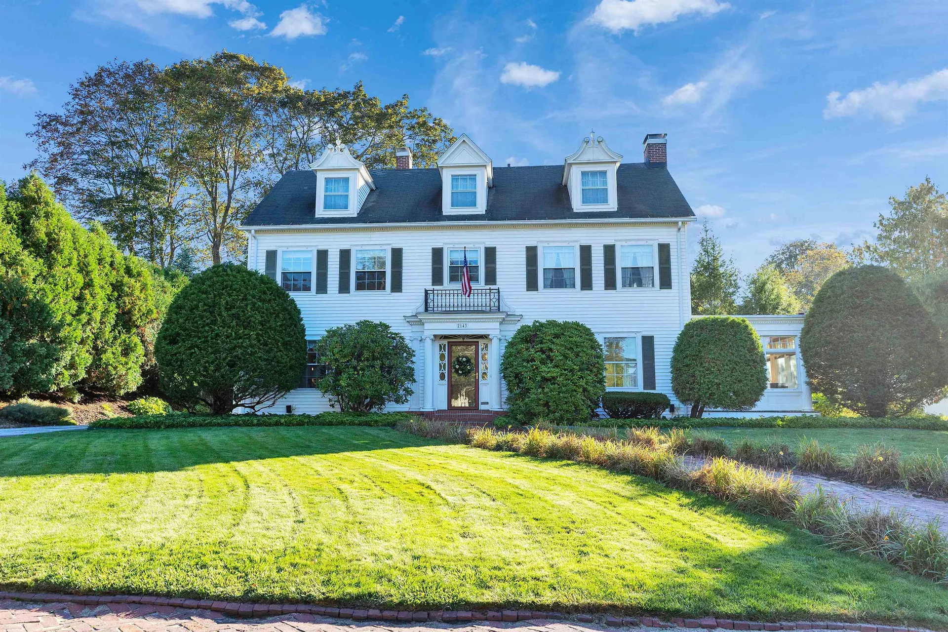 2143 Elm Street Manchester NH 03104