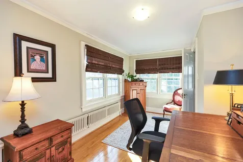 2143 Elm Street Manchester NH 03104