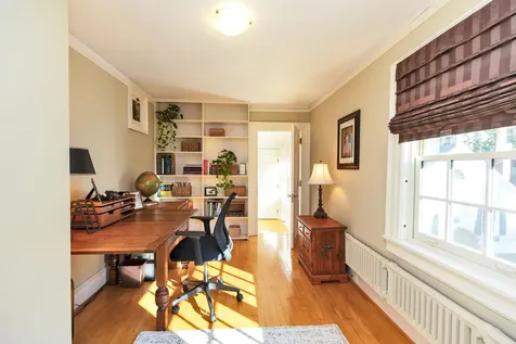 2143 Elm Street Manchester NH 03104