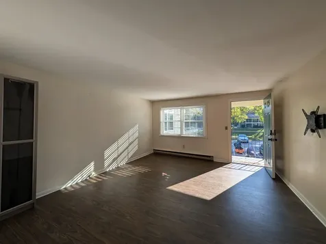 93 Henry Law Avenue Dover NH 03820