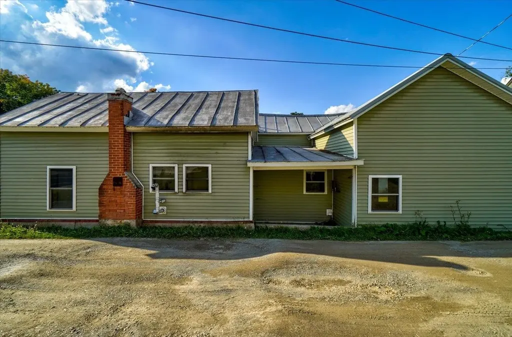 49 Eastern Avenue Richford VT 05476