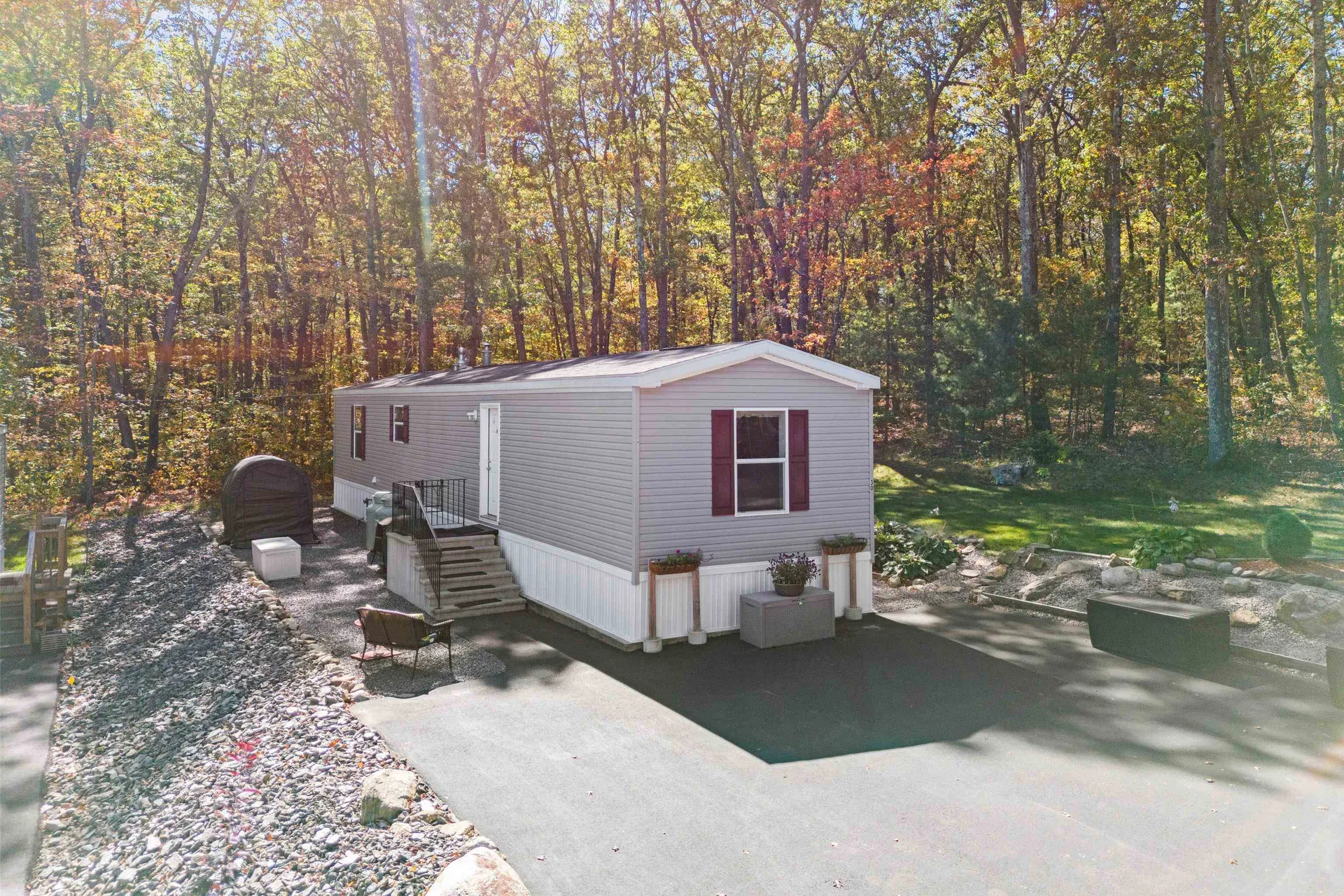 139 Rockingham Road Derry NH 03038